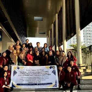 Mahasiswa UC Makassar Gelar Workshop UMKM Cottoni Panrita Bagi Asosiasi Perkumpulan Wanita UMKM