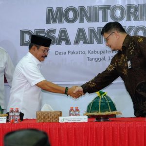 Wabup Gowa Terima Tim Monitoring KPK RI di Desa Pakkatto