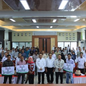 Pemda Takalar dan OJK Sulselbar Gelar Edukasi Keuangan untuk Kepala Desa dan Nelayan