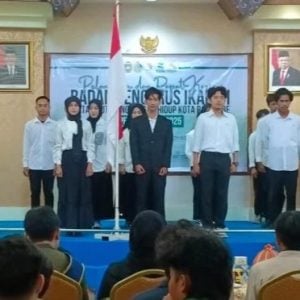 Pj Wali Kota Parepare Lantik Pengurus Ikatan Duta Lingkungan Hidup