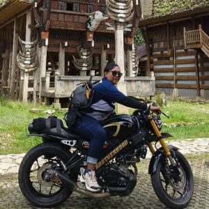 Lady Biker XSR 155 Riding dari Bali Jelajahi Rute Wisata Makassar ke Toraja