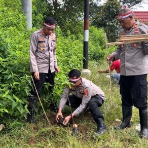 Jelang HUT Bhyangkara Ke-78, Polres Tator Gelar Penanam Pohon 