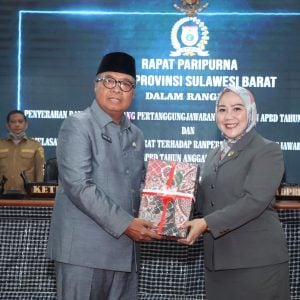 DPRD Sulbar Terima Ranperda Pertanggungjawaban APBD Tahun 2023