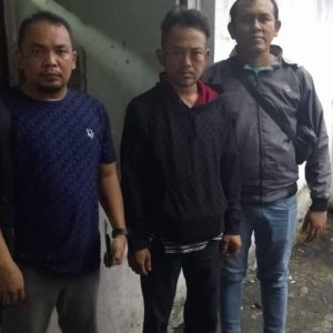 Pemuda Kencing Sembarangan Babak Belur Dianiaya Warga