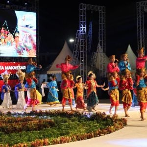 Tari Pasompe dan Ariyo Wahab Meriahkan ‘Makassar Sekalia’ di Hari Kedua F8