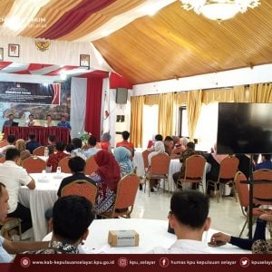 Jaga Integritas, KPU Selayar Gelar Bimtek Kode Etik Bagi Anggota dan Sekretariat PPK