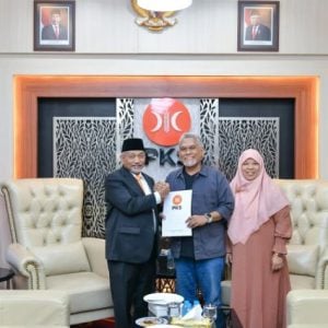 Amri Arsyid Kantongi SK DPP PKS Maju Pilwalkot Makassar