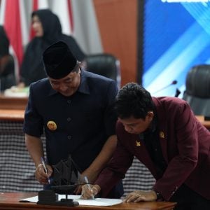 DPRD dan Pemprov Sahkan RPJPD Sulbar 2025-2045