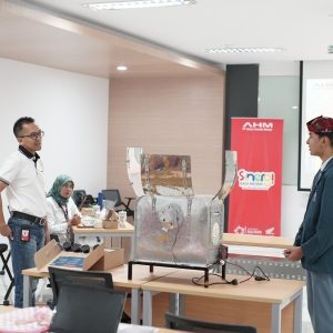 AHM Best Student 2024 Incar Inovasi Kreatif Anak Muda