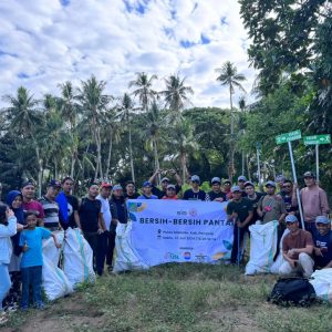 Hari Mangrove Sedunia, Semen Tonasa Tanam 2000 Bibit Mangrove di Satando