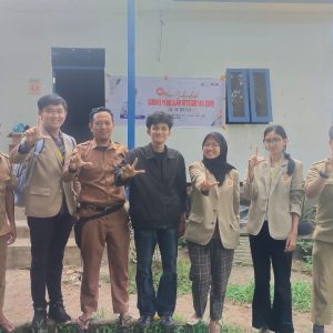Mahasiswa KKN UGM Bertemu Dispusip Mamuju Bahas Kegiatan Literasi Sambut 17 Agustus