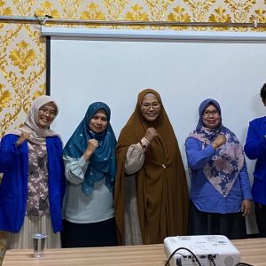 Monitoring dan Evaluasi Internal Universitas Handayani Makassar terhadap Tim PKM Dana Belmawa 2024