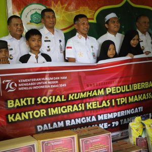 Sambut Hari Pengayoman Ke-79, Kantor Imigrasi Makassar Laksanakan Bakti Sosial Kumham Peduli/Berbagi 