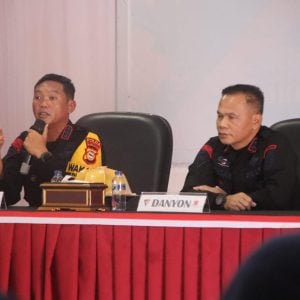 Sambangi Mako Brimob Bone, Dansat Beri Instruksi Penting 