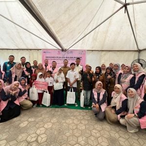 Srikandi PLN Berikan Bantuan di SLB Kalemandalle di Momen Hari Anak Nasional