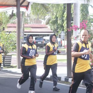 Polres Pinrang Tingkatkan Kemampuan Fisik Personelnya Melalui Tes Kesamaptaan Jasmani