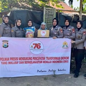 Jelang HUT Polwan ke-76, Srikandi Polres Takalar Gelar Bakti Sosial