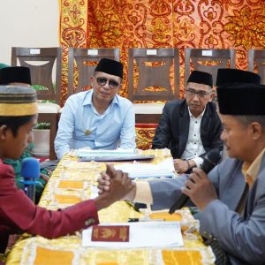 Pemkot Parepare Gelar Nikah Massal, Pj Wali Kota Beri Hadiah kepada Pengantin