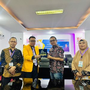 Telkomsel Gandeng Fakultas Bahasa dan Sastra UNM Lewat Program Kewirausahaan