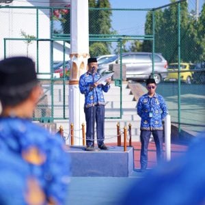 Manajemen Teknik PAM Tirta KarajaeBacakan Sambutan Seragam Gubernur Sulsel di Upacara HUT Kemerdekaan RI