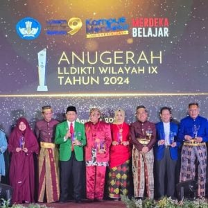 Universitas Fajar Raih 4 Penghargaan Bergengsi di Anugerah LLDIKTI Wilayah IX Tahun 2024