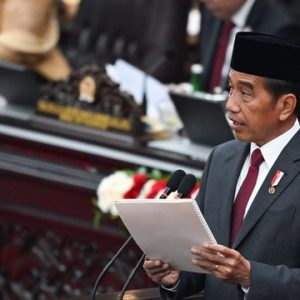 Jokowi Instruksikan Menteri Baru Kerja Eksta Prioritas Reformasi Hukum dan Investasi IKN