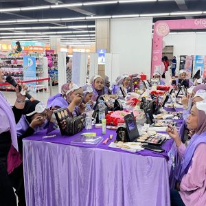 CitraCosmetic & Avione Gelar Kelas Kecantikan, Ajak Masyarakat Makassar Ciptakan Makeup Sehari-hari yang Flawless