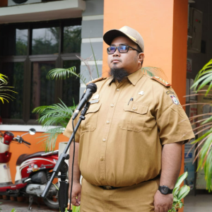 Apel Pagi, Sekcam Rappocini : Tingkatkan Kedisiplinan dan Laksanakan Sabtu Bersih