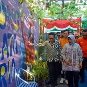 Indira Yusuf Ismail Apresiasi Transformasi Lorong Wisata Ceria di Kecamatan Rappocini