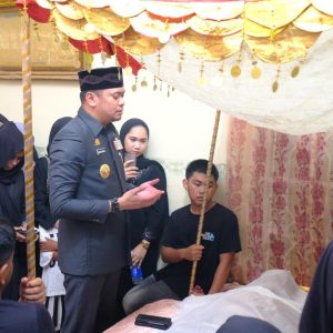 Bupati Adnan Lepas Jenazah Asisten II Setkab Gowa