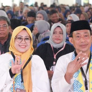 Paslon Nomor 4 Erat Bersalam Siap Taati Aturan PKPU 13 Tahun 2024