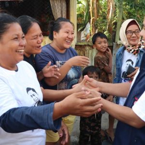 Tanpa Sekat, Tasming-Hermanto Disambut Bahagia oleh Warga saat Blusukan