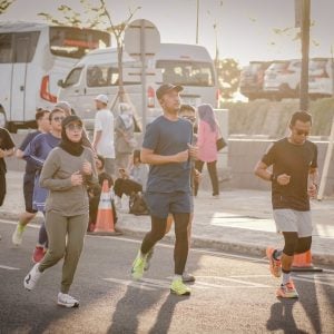 Terapkan Pola Hidup Sehat, Calon Wali Kota Makassar Andi Seto Joging Bareng Milenial di CPI