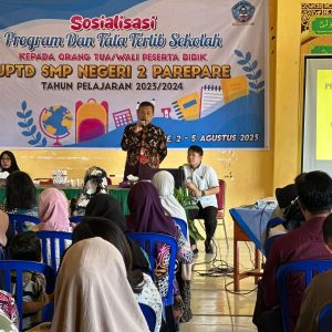 SMP 2 Parepare Ajak Orangtua Siswa Curhat di Kombel Sekolah