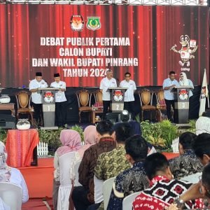 KPU Pinrang Sukses Gelar Debat Perdana Calon Bupati dan Wakil Bupati Pinrang