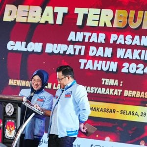 Hati Damai “Skak Mat” Aurama di Debat Kedua: Bahas Muatan Lokal dalam Pendidikan Berbasis Teknologi