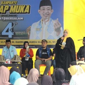 Erna Rasyid Komitmen Teruskan Pembangunan, Ribuan Warga Tiro Sompe Berikan Dukungan Penuh