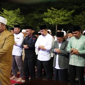 Pemkot Makassar Gelar Salat Subuh Berjamaah