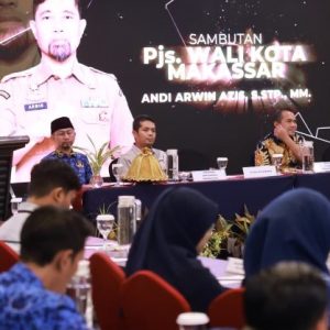 Pjs Arwin Azis Buka High Level Meeting Tim Percepatan  Digitalisasi Daerah Makassar