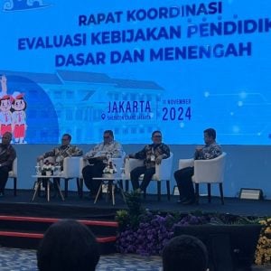 Kadisdik Makassar Bahas Pendidikan Inklusif di Rakor Evaluasi Kebijakan Nasional