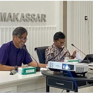 Nirman Mungkasa Buka Seminar Penelitian Evaluasi Realisasi Anggaran Pembangunan Kelurahan Kota Makassar