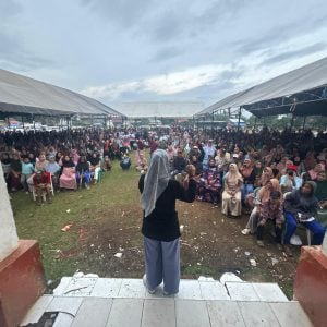 Bukti Tanpa Sekat dengan Warga, Husniah Talenrang Sejak Dulu Kerap Bermalam di Desa Dataran Tinggi