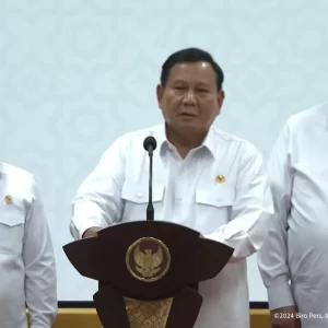 Resmi, Prabowo Umumkan Upah Minimum 2025 Naik 6,5 Persen, akan Diatur dalam Permenaker