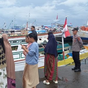 Antisipasi Cuaca Ekstrem, Polsek Paotere Imbau Nelayan dan Warga Pulau