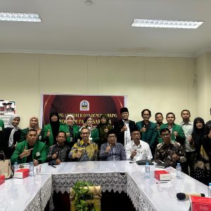 Direktur Pascasarjana UIN Alauddin Sambut  IAIN Bone