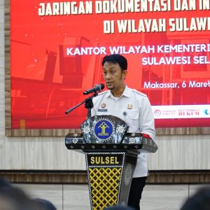 Buka Acara Pembinaan JDIH, Kadivyankum Kemenkumham Sulsel Harap Anggota JDIH Aktif Sebarkan Informasi Hukum