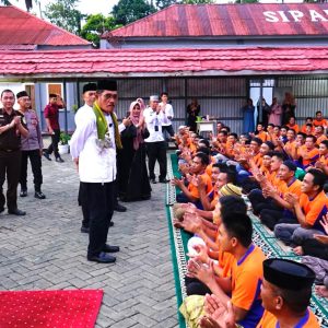 Kakanwil Kemenkumham Sulsel Buka Puasa Bersama WBP Rutan Sengkang