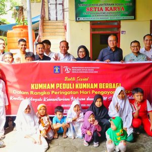 Kemenkumham Sulsel Serahkan Bantuan Sembako dan Pakaian Bekas Layak ke Anak Panti Asuhan