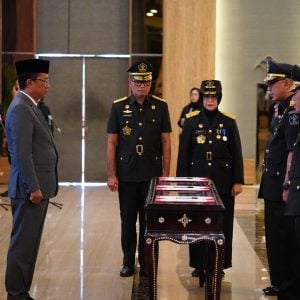 Kakanwil dan Kadivyankum HAM Kanwil Kemenkumham Sulsel Resmi Dilantik Sebagai Pejabat di Kementerian Hukum