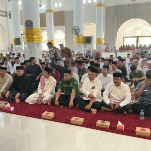 Pj Bupati Wajo Hadiri Peringatan di Masjid Agung Sengkang